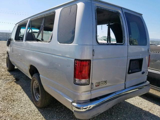 1FBSS31L01HB16058 - 2001 FORD ECONOLINE WHITE photo 3