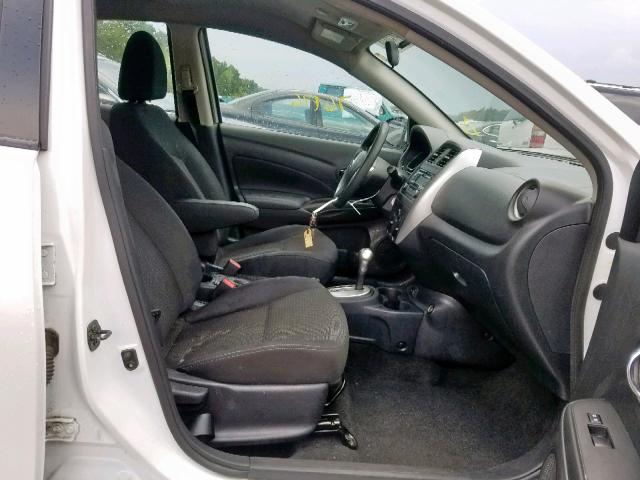 3N1CN7AP7HL808348 - 2017 NISSAN VERSA S WHITE photo 5