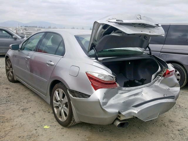 JH4KB2F64AC000334 - 2010 ACURA RL SILVER photo 3