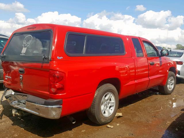 1D7HE42KX6S679479 - 2006 DODGE DAKOTA SLT RED photo 4