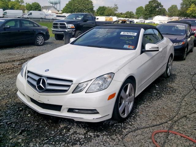 WDDKK5KF5DF211933 - 2013 MERCEDES-BENZ E 350 WHITE photo 2