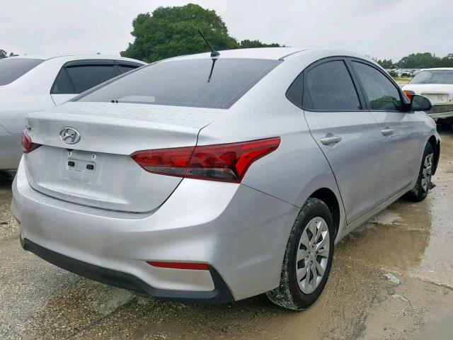 3KPC24A38JE024336 - 2018 HYUNDAI ACCENT SE SILVER photo 4