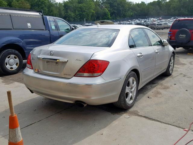 JH4KB165X5C018540 - 2005 ACURA RL SILVER photo 4