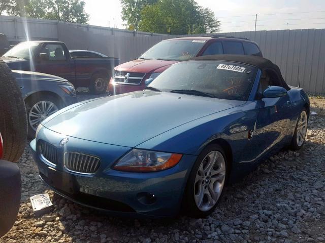 4USBT53464LU06178 - 2004 BMW Z4 3.0 BLUE photo 2