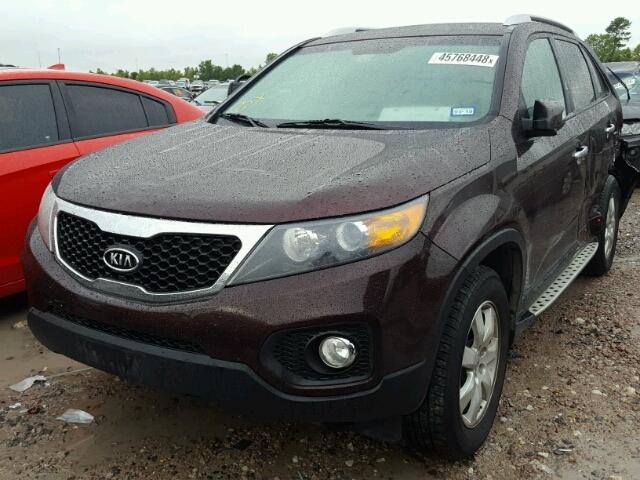 5XYKT3A69DG323418 - 2013 KIA SORENTO LX MAROON photo 2