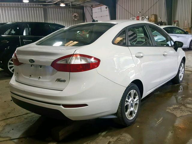 3FADP4BJ3GM135643 - 2016 FORD FIESTA SE WHITE photo 4