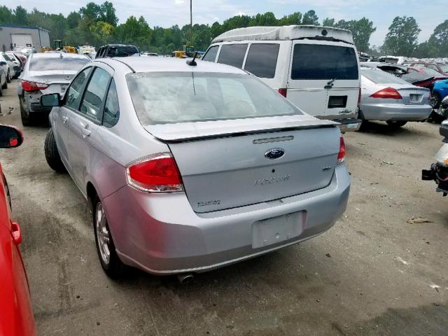 1FAHP36N79W140596 - 2009 FORD FOCUS SES SILVER photo 3