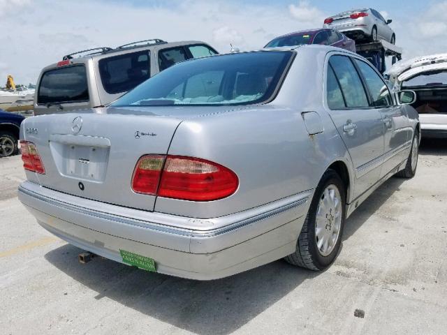 WDBJF65J7YB155280 - 2000 MERCEDES-BENZ E 320 SILVER photo 4