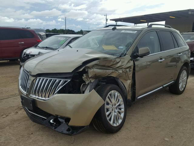 2LMDJ6JK3DBL33220 - 2013 LINCOLN MKX GREEN photo 2