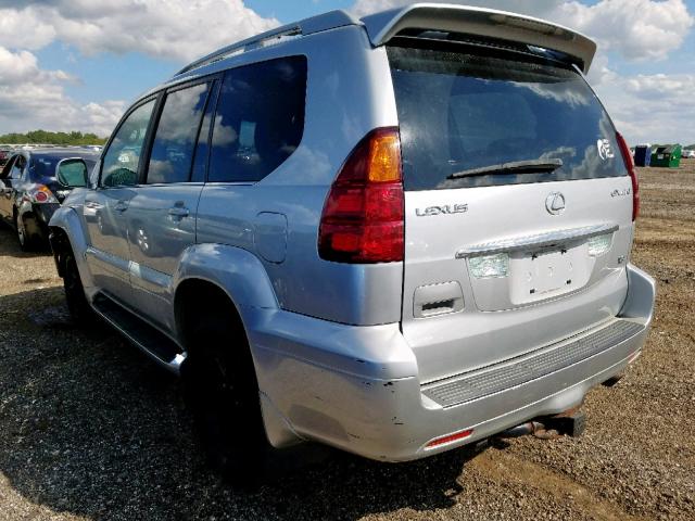 JTJBT20X770143270 - 2007 LEXUS GX 470 SILVER photo 3