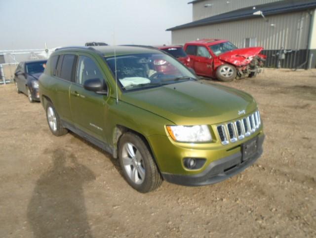 1C4NJDAB2CD554681 - 2012 JEEP COMPASS GREEN photo 1