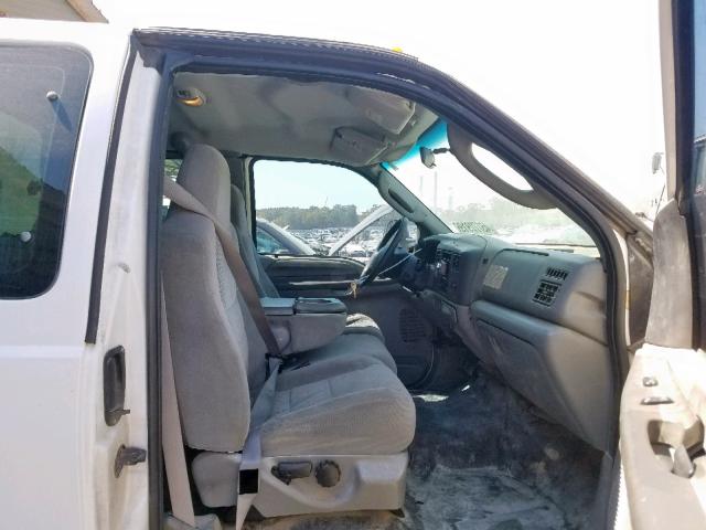 1FDAX56P14EB58773 - 2004 FORD F550 SUPER WHITE photo 5