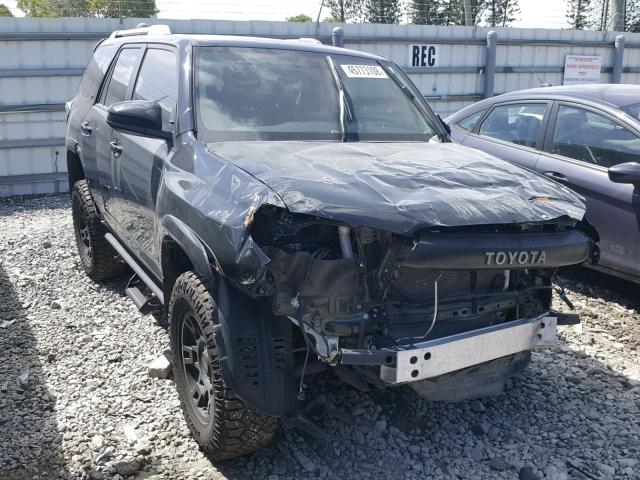 JTEBU5JR7J5507324 - 2018 TOYOTA 4RUNNER SR BLACK photo 1