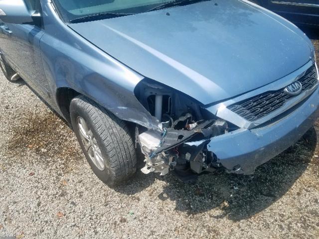 KNDMG4C75C6503859 - 2012 KIA SEDONA LX BLUE photo 9