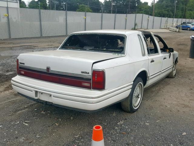 1LNLM83W6PY633528 - 1993 LINCOLN TOWN CAR C WHITE photo 4