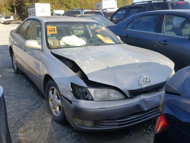 JT8BF28G8X0214697 - 1999 LEXUS ES 300 SILVER photo 1