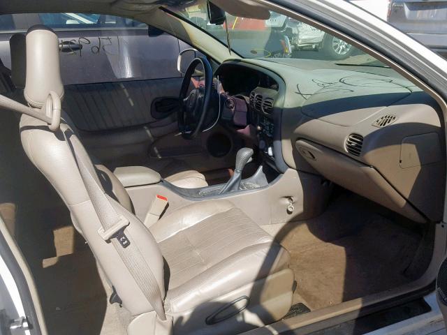 1G2WR12102F202398 - 2002 PONTIAC GRAND PRIX WHITE photo 5