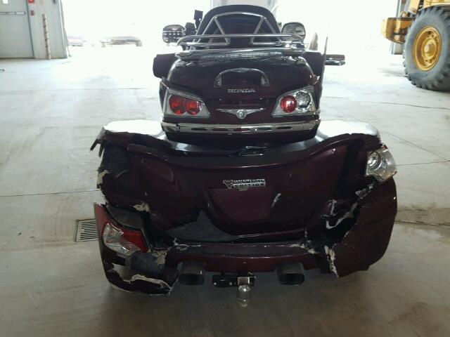 1HFSC47H27A601374 - 2007 HONDA GL1800 MAROON photo 9