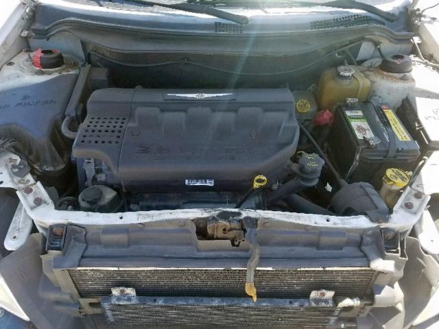 2C4GM68445R324062 - 2005 CHRYSLER PACIFICA T WHITE photo 7