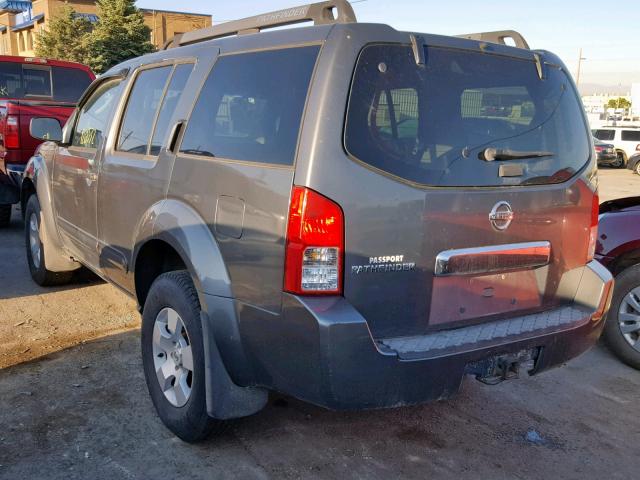 5N1AR18W86C653817 - 2006 NISSAN PATHFINDER GRAY photo 3