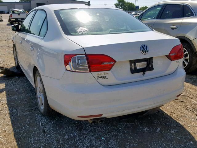 3VWLL7AJ2EM291008 - 2014 VOLKSWAGEN JETTA TDI WHITE photo 3