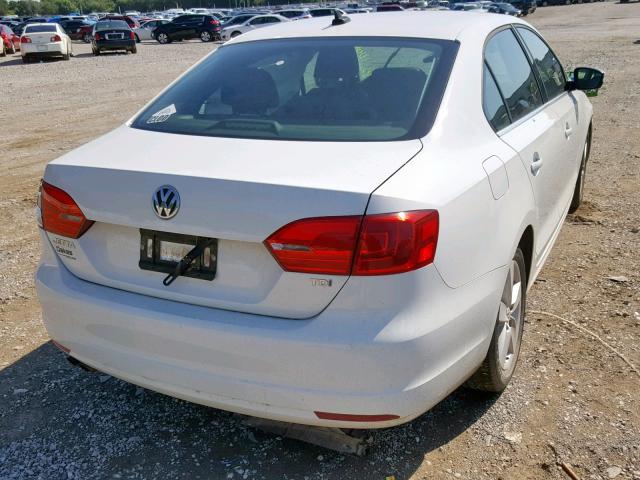 3VWLL7AJ2EM291008 - 2014 VOLKSWAGEN JETTA TDI WHITE photo 4