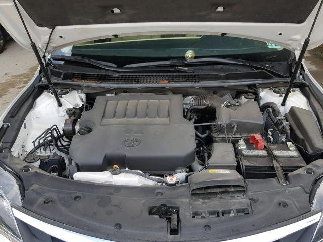 4T1BK1EB4JU278229 - 2018 TOYOTA AVALON XLE WHITE photo 7