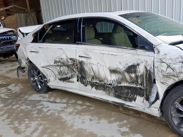 4T1BK1EB4JU278229 - 2018 TOYOTA AVALON XLE WHITE photo 9