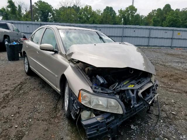 YV1RS612952455956 - 2005 VOLVO S60 TAN photo 1