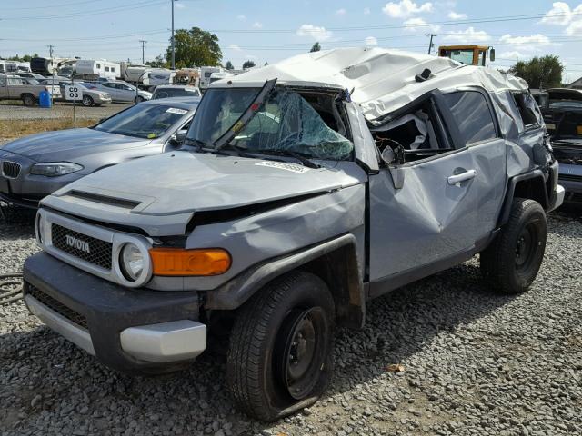 JTEBU4BF8EK184651 - 2014 TOYOTA FJ CRUISER GRAY photo 2