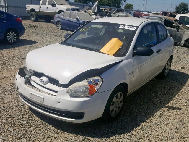 KMHCM36C28U080793 - 2008 HYUNDAI ACCENT GS WHITE photo 2