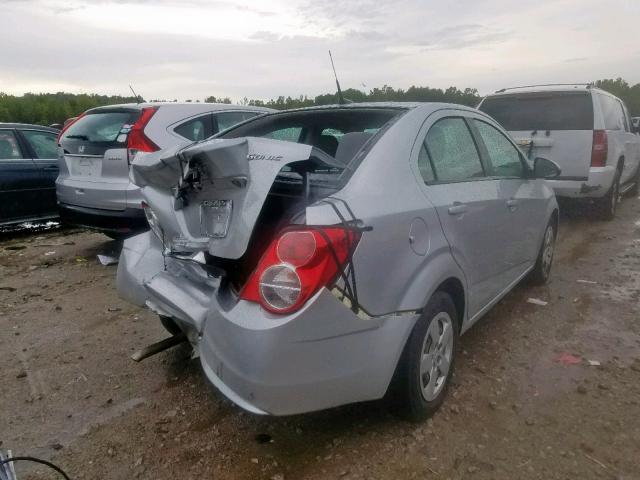 1G1JA5SH9E4138520 - 2014 CHEVROLET SONIC LS SILVER photo 4