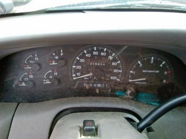 5LMRU27L4WLJ49194 - 1998 LINCOLN NAVIGATOR თეთრი ფოტო 8