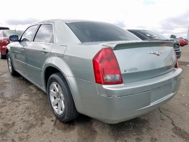 2C3JA53G25H651192 - 2005 CHRYSLER 300 TOURIN GREEN photo 3