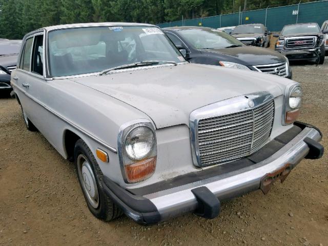 11501712060440 - 1975 MERCEDES-BENZ 230 SILVER photo 1