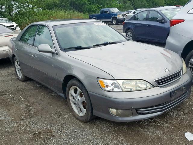 JT8BF28GX10328966 - 2001 LEXUS ES 300 TAN photo 1