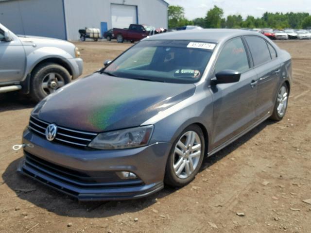 3VWB17AJ8GM252377 - 2016 VOLKSWAGEN JETTA SPOR GRAY photo 2