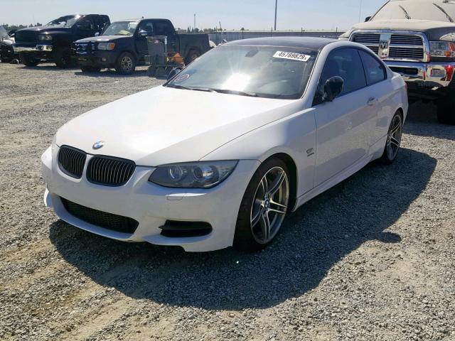 WBAKG1C57CE839679 - 2012 BMW 335 I SULE WHITE photo 2