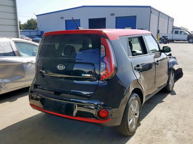 KNDJP3AE6H7019621 - 2017 KIA SOUL EV BLACK photo 4