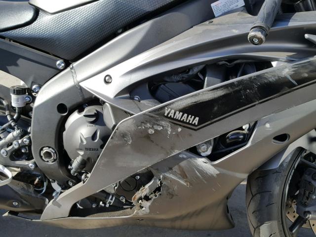 JYARJ16Y2GA011489 - 2016 YAMAHA YZFR6 C GRAY photo 7