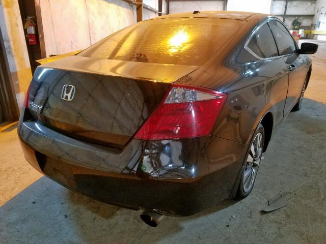 1HGCS128X8A016147 - 2008 HONDA ACCORD EXL BLACK photo 4