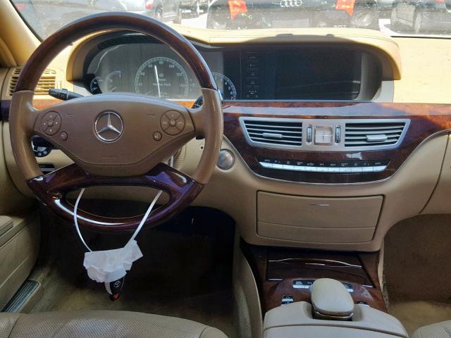 WDDNG7BB2BA367896 - 2011 MERCEDES-BENZ S 550 SILVER photo 9