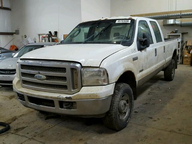 1FTWW31P75EB37811 - 2005 FORD F350 SRW S WHITE photo 2