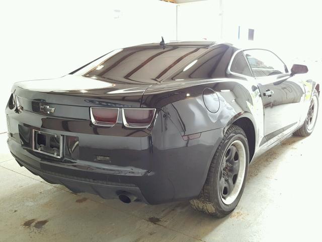 2G1FA1EV1A9215629 - 2010 CHEVROLET CAMARO LS BLACK photo 4