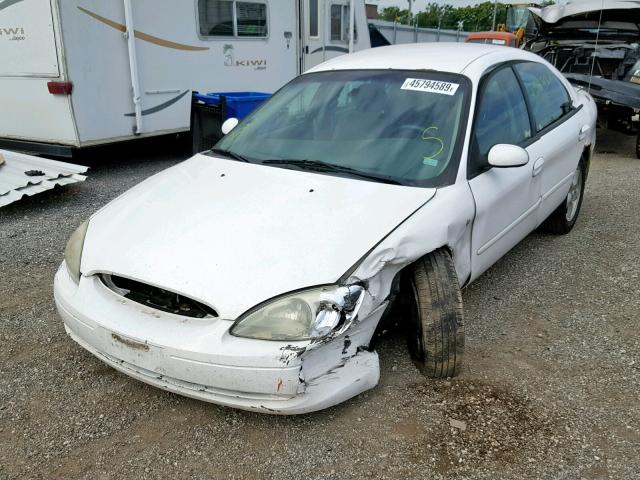 1FAFP55252G210137 - 2002 FORD TAURUS SES WHITE photo 2