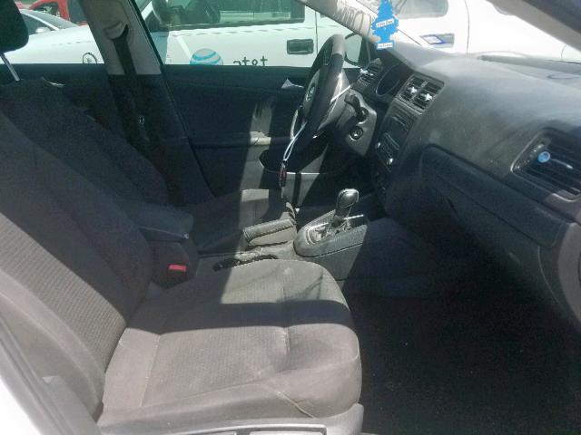 3VW2K7AJ7FM350540 - 2015 VOLKSWAGEN JETTA BASE WHITE photo 5