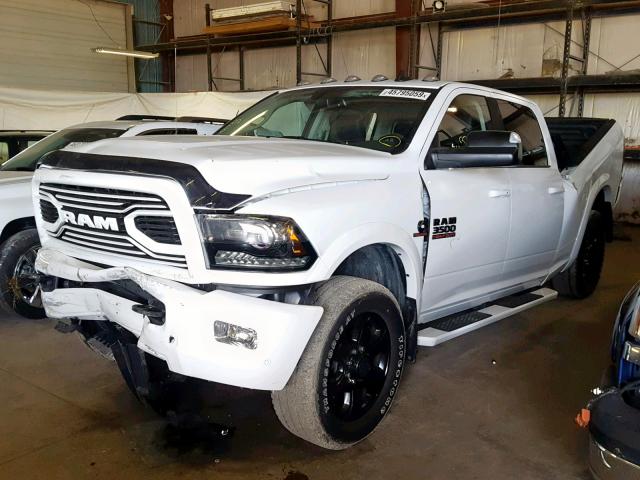 3C63R3EL4JG430304 - 2018 RAM 3500 LARAM WHITE photo 2