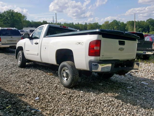 1GCHK24K18E127584 - 2008 CHEVROLET SILVERADO WHITE photo 3