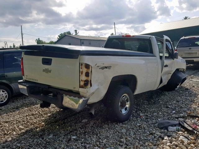 1GCHK24K18E127584 - 2008 CHEVROLET SILVERADO WHITE photo 4