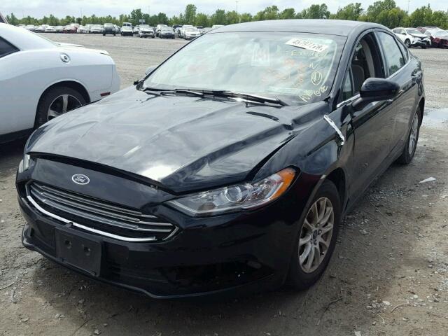 3FA6P0G72HR180513 - 2017 FORD FUSION S BLACK photo 2